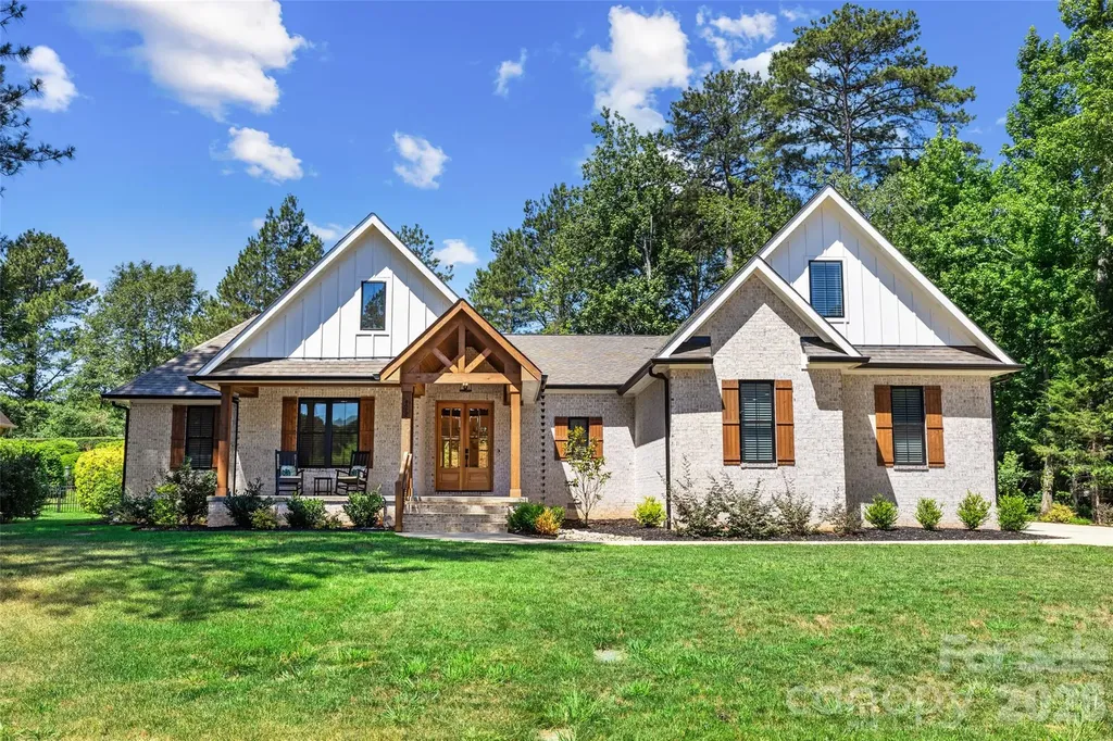 4255 Crepe Ridge Drive Denver NC 28037