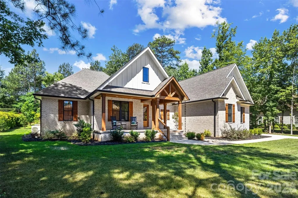 4255 Crepe Ridge Drive Denver NC 28037