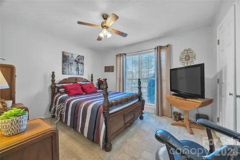 57 Riverview Road Taylorsville NC 28681