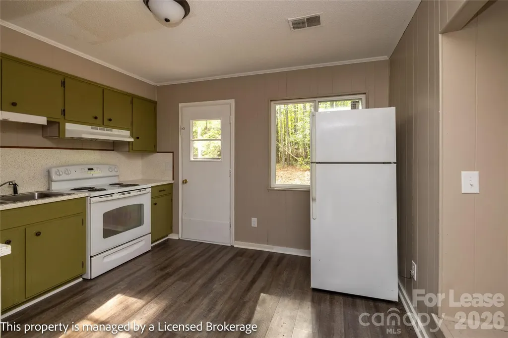 145 Brentwood Drive Troy NC 27371