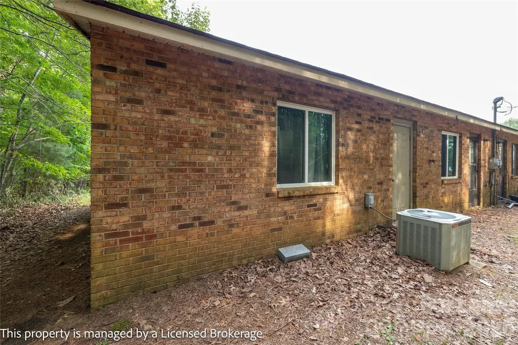 145 Brentwood Drive Troy NC 27371