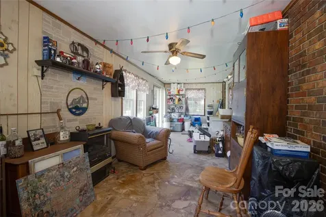1424 Bear Creek Road Bakersville NC 28705