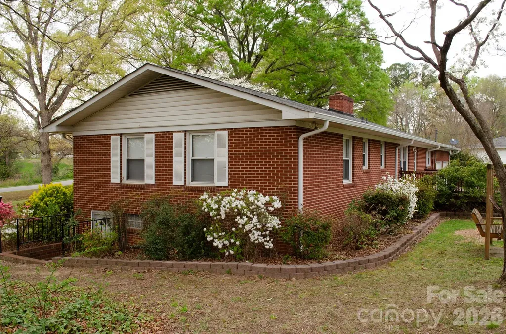 4646 Rainbow Drive Kannapolis NC 28081