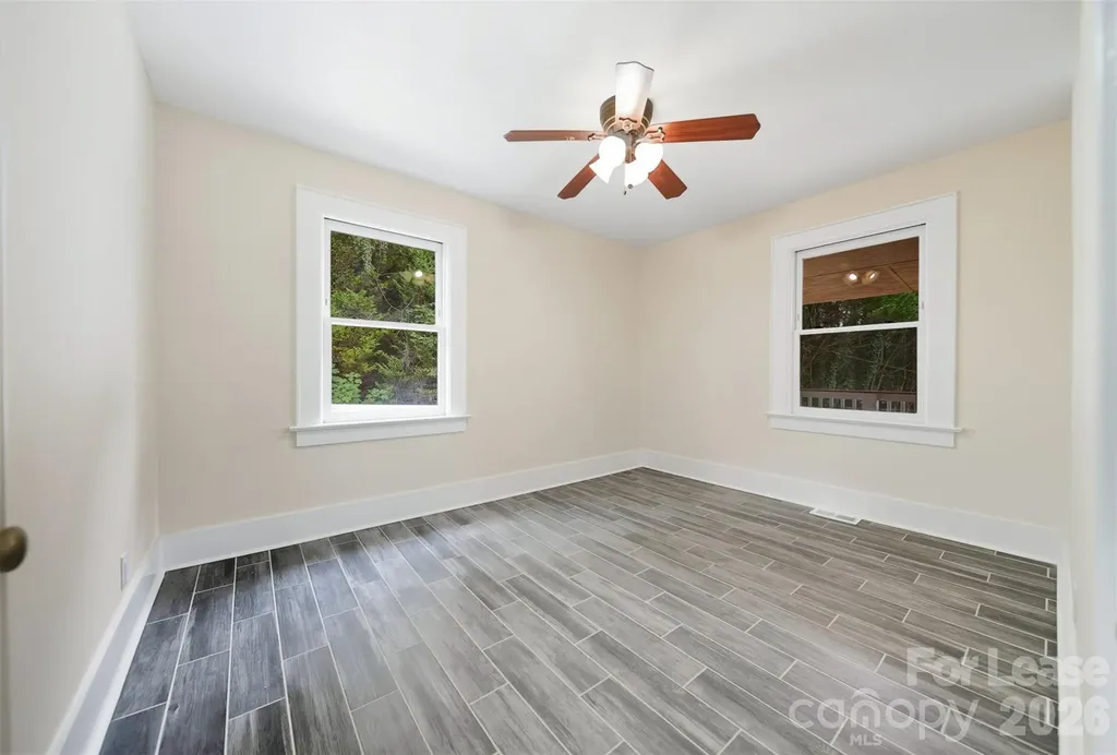 1234 11th Street NW Hickory NC 28601