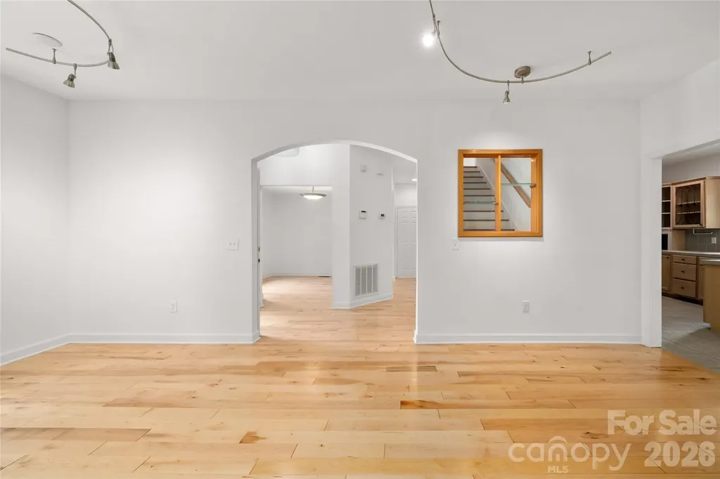 135 Buffalo Trail Asheville NC 28805