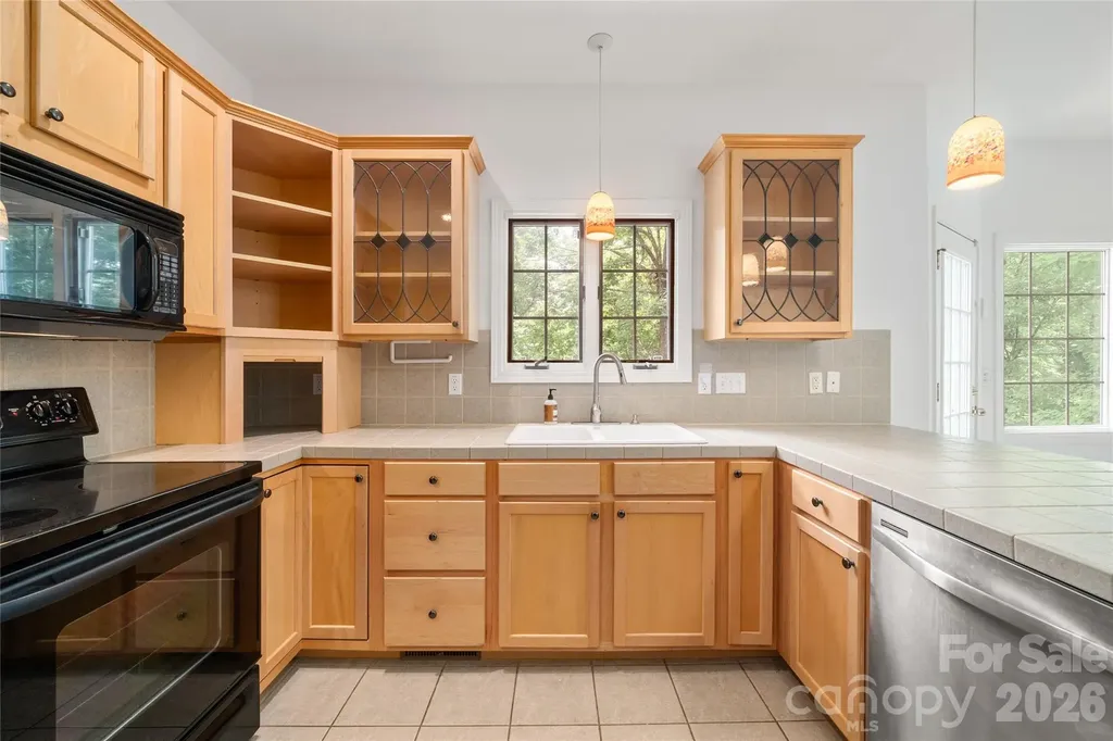 135 Buffalo Trail Asheville NC 28805