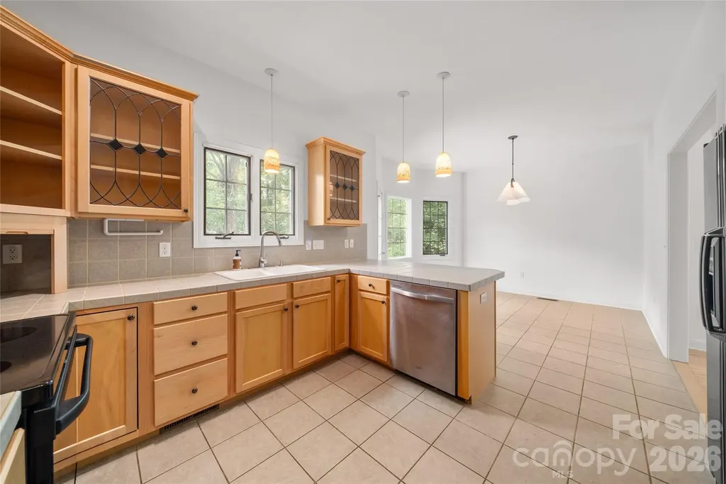 135 Buffalo Trail Asheville NC 28805