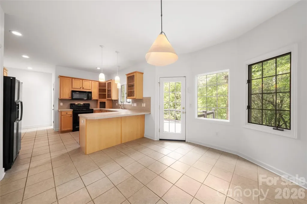 135 Buffalo Trail Asheville NC 28805