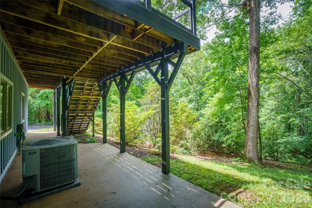 135 Buffalo Trail Asheville NC 28805