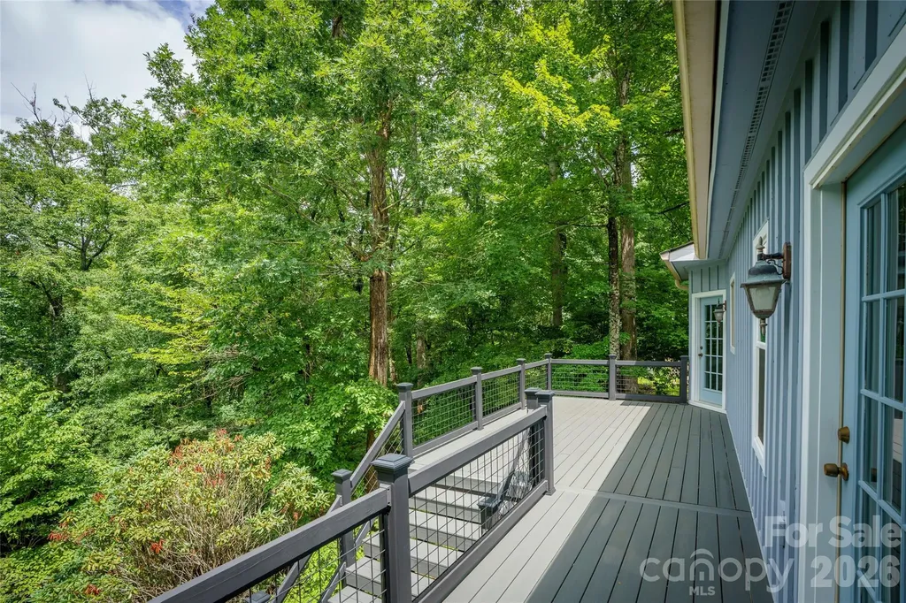 135 Buffalo Trail Asheville NC 28805