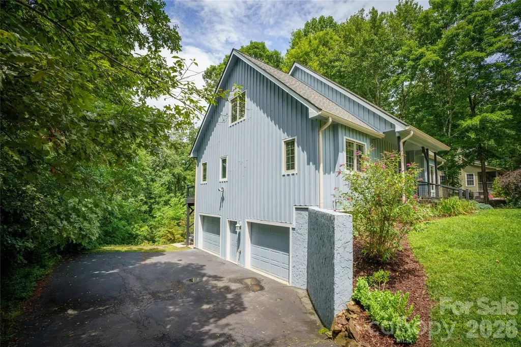 135 Buffalo Trail Asheville NC 28805
