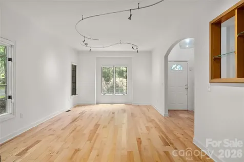 135 Buffalo Trail Asheville NC 28805