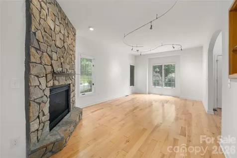135 Buffalo Trail Asheville NC 28805