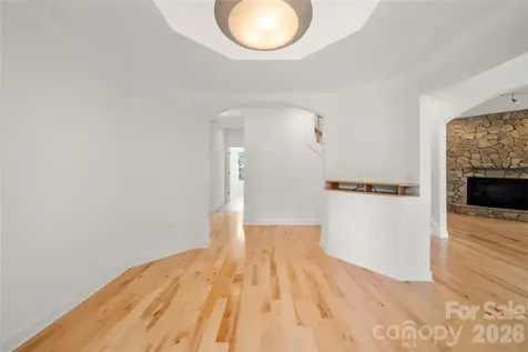 135 Buffalo Trail Asheville NC 28805