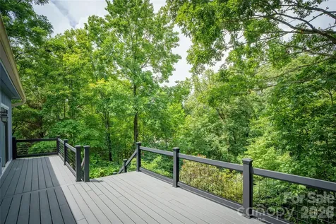 135 Buffalo Trail Asheville NC 28805