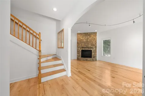 135 Buffalo Trail Asheville NC 28805