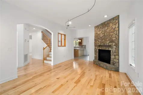 135 Buffalo Trail Asheville NC 28805