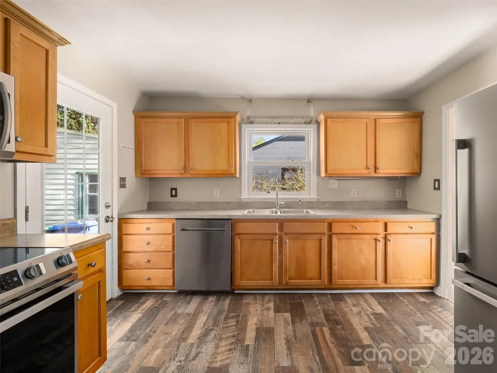 184 London Road Asheville NC 28803
