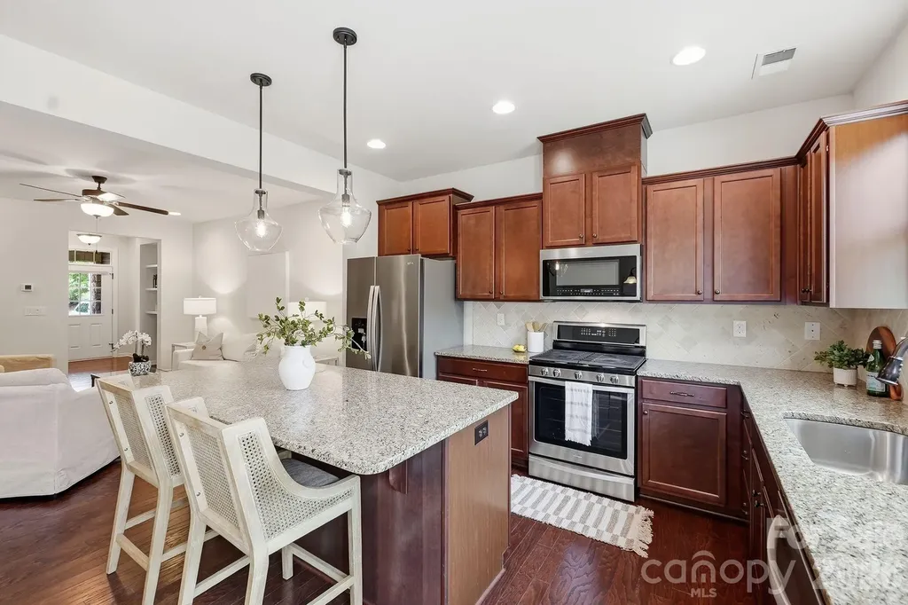 9411 Glenburn Lane Charlotte NC 28278