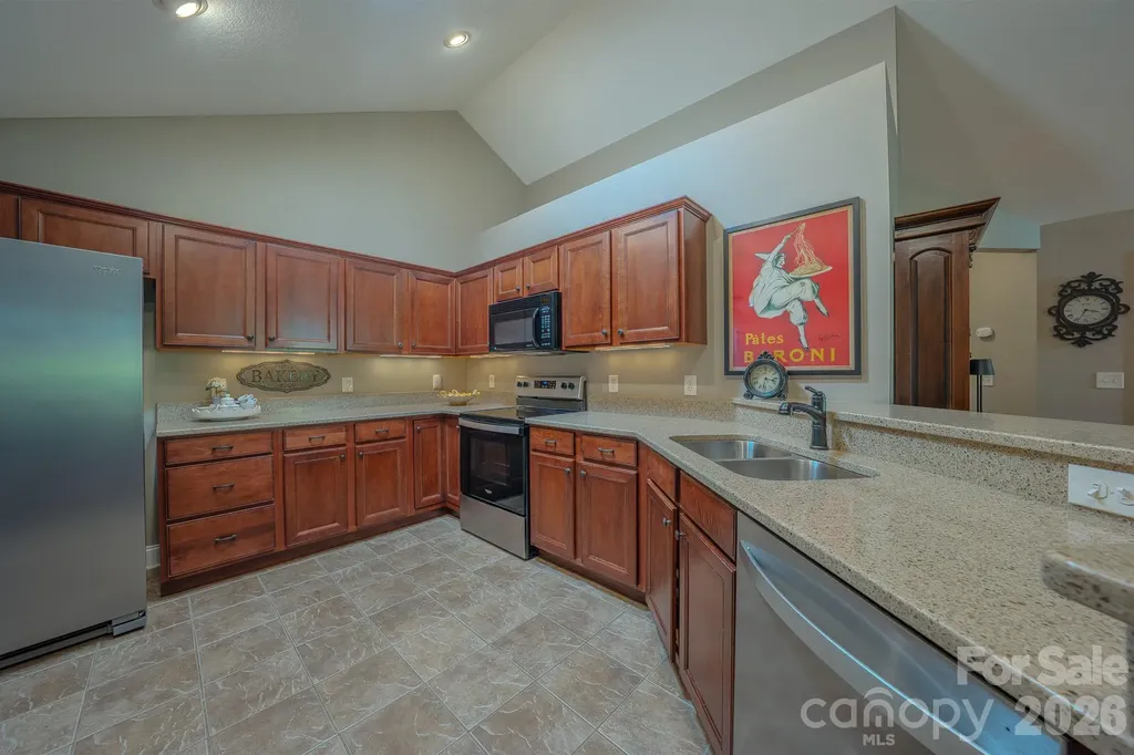 52 Mountain Meadow Circle Weaverville NC 28787