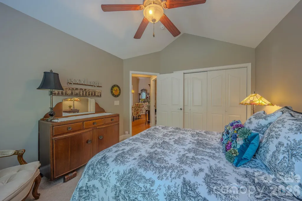 52 Mountain Meadow Circle Weaverville NC 28787