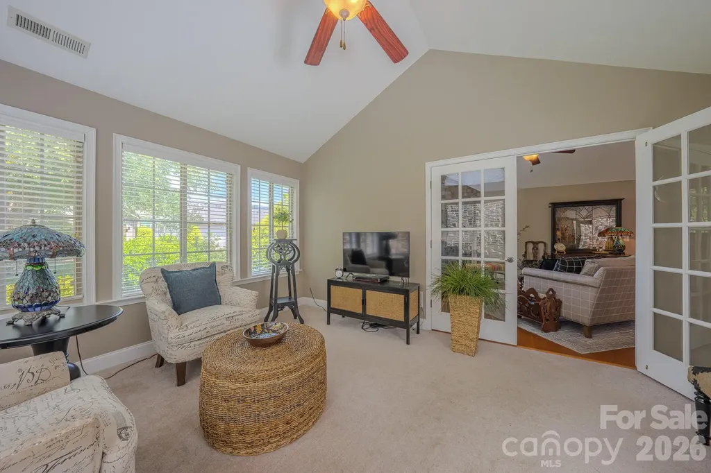 52 Mountain Meadow Circle Weaverville NC 28787