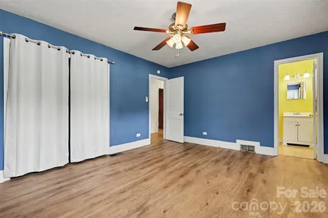 217 Oakwood Avenue York SC 29745