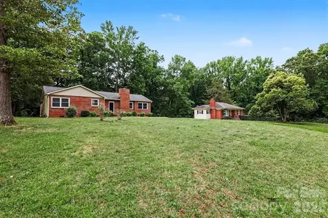 217 Oakwood Avenue York SC 29745