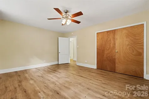 217 Oakwood Avenue York SC 29745