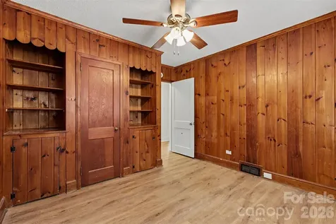 217 Oakwood Avenue York SC 29745
