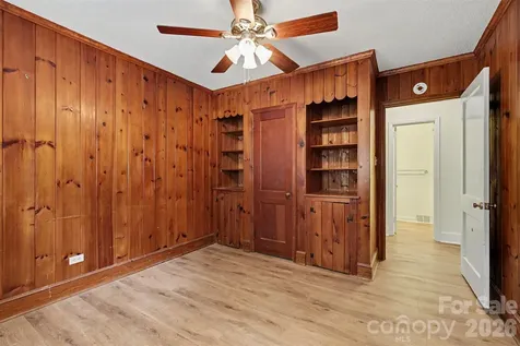 217 Oakwood Avenue York SC 29745