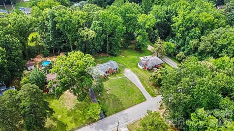 217 Oakwood Avenue York SC 29745