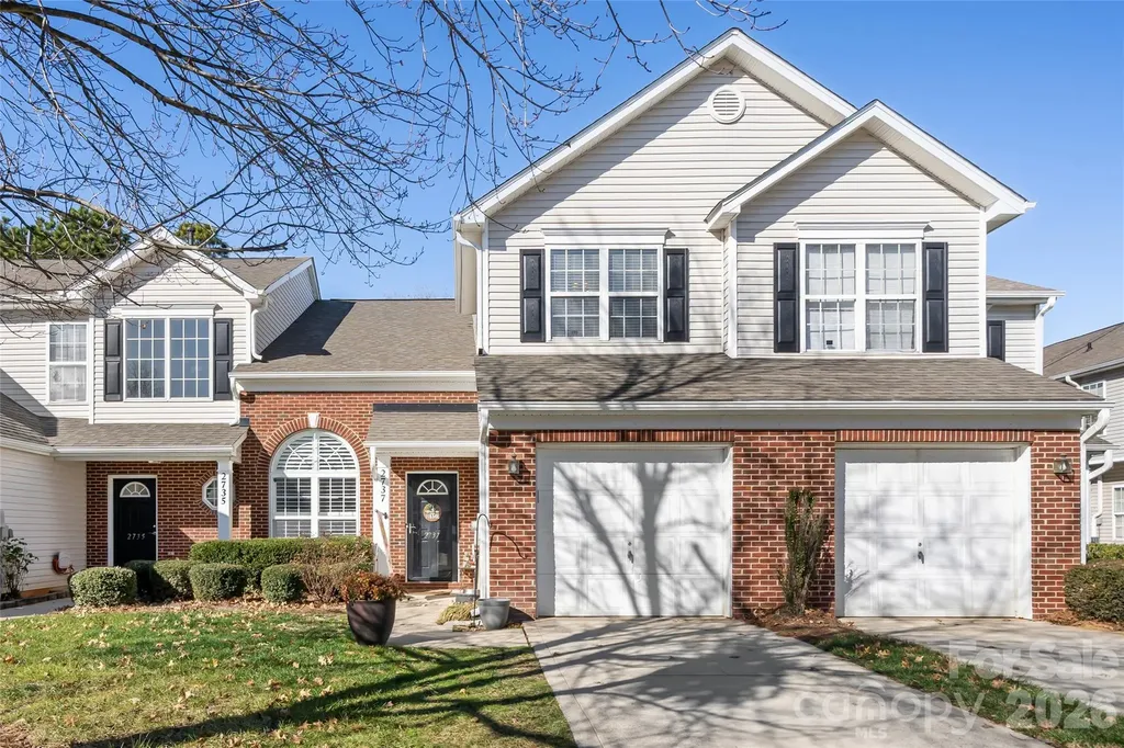 2737 Mill Valley Court Matthews NC 28105