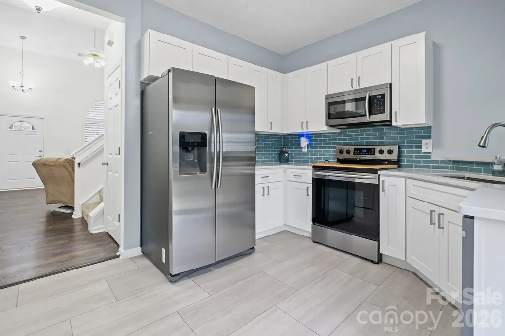 2737 Mill Valley Court Matthews NC 28105