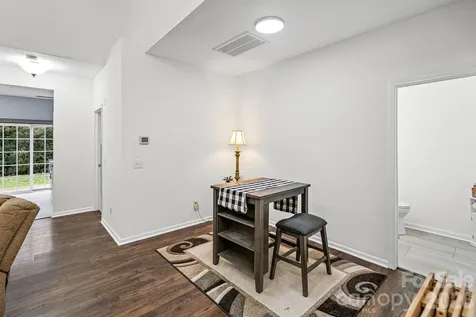 2737 Mill Valley Court Matthews NC 28105