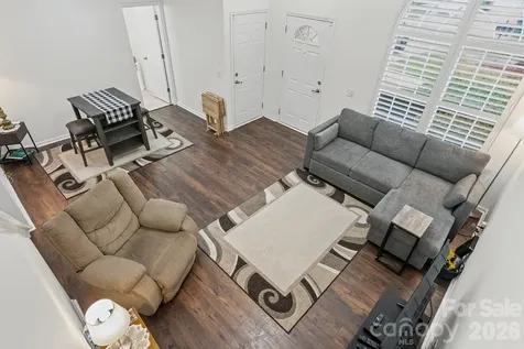 2737 Mill Valley Court Matthews NC 28105