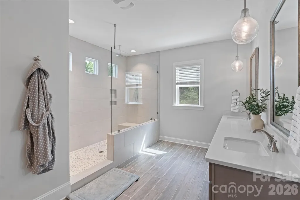 1390 Cedardale Lane Denver NC 28037