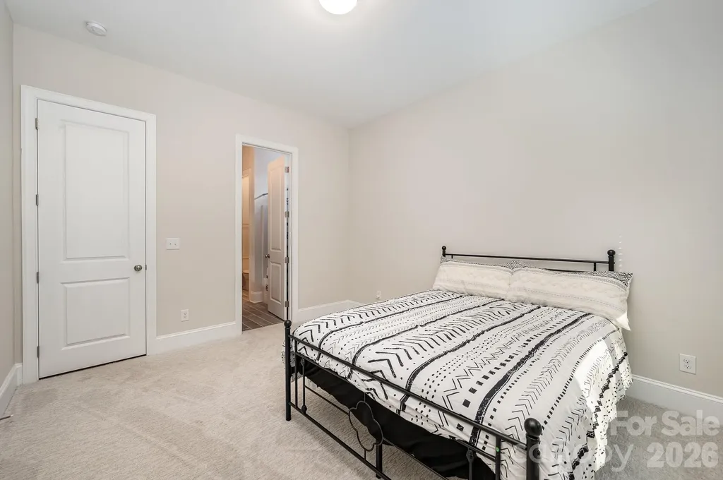 1390 Cedardale Lane Denver NC 28037