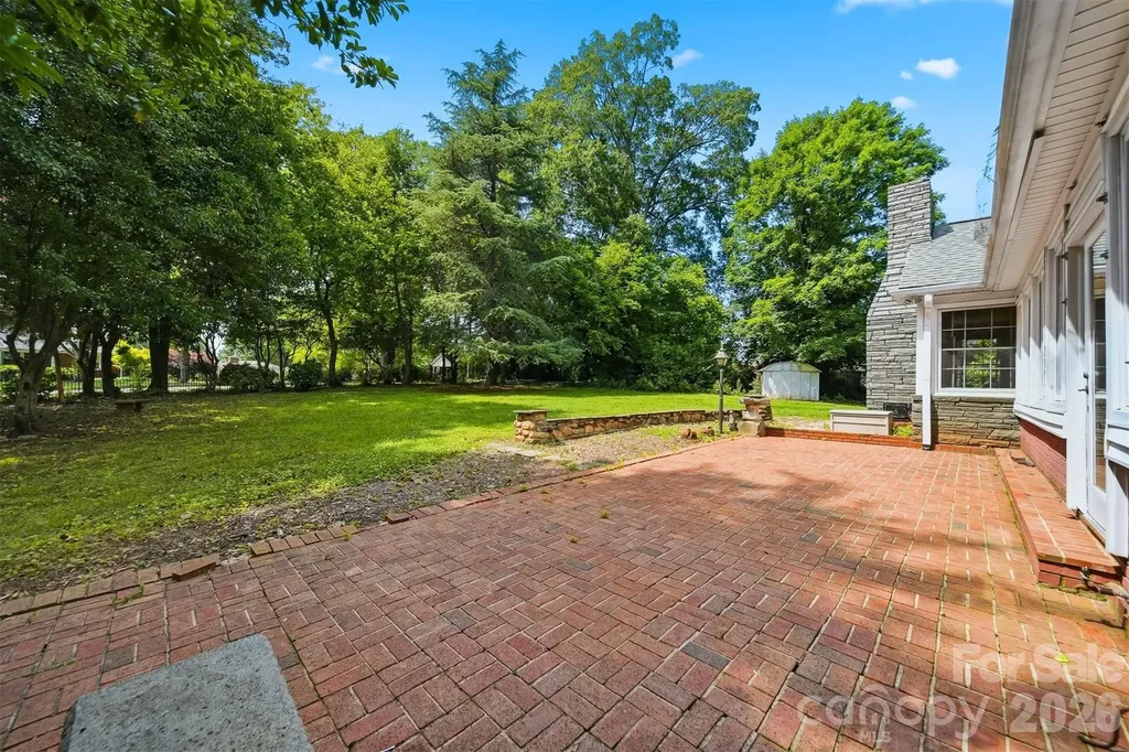 826 S College Avenue Newton NC 28658