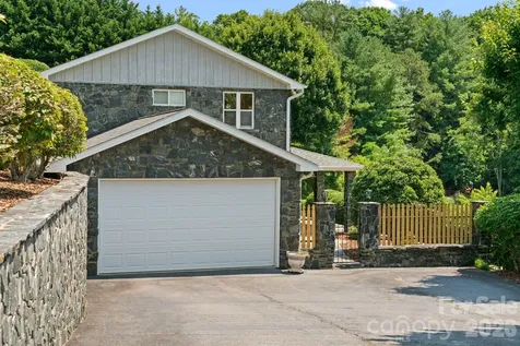 195 Oak Lane Mars Hill NC 28754