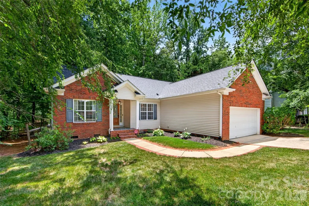 8121 Poplar Grove Circle Waxhaw NC 28173