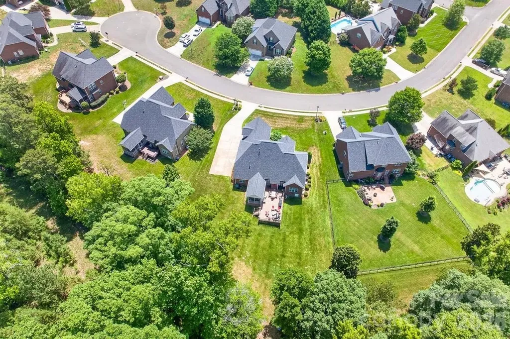 5633 Old Town Lane Gastonia NC 28056