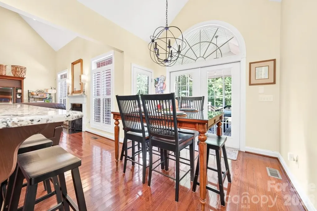 5633 Old Town Lane Gastonia NC 28056