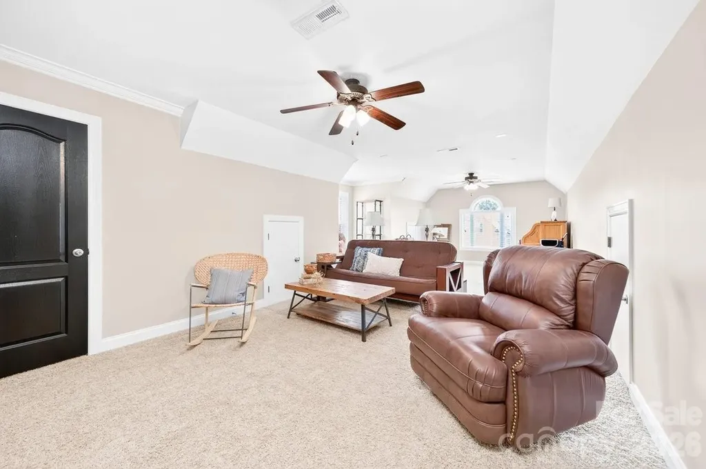 5633 Old Town Lane Gastonia NC 28056
