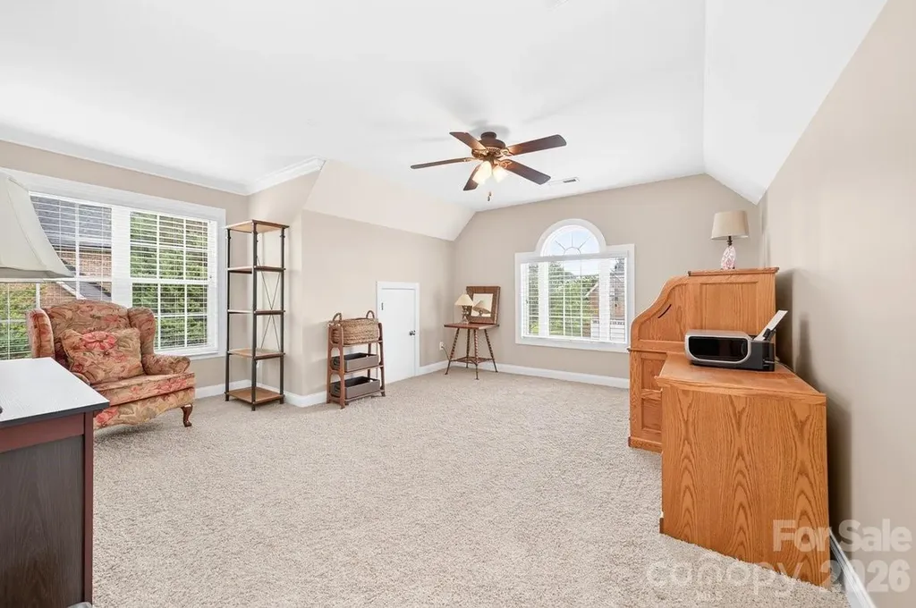 5633 Old Town Lane Gastonia NC 28056