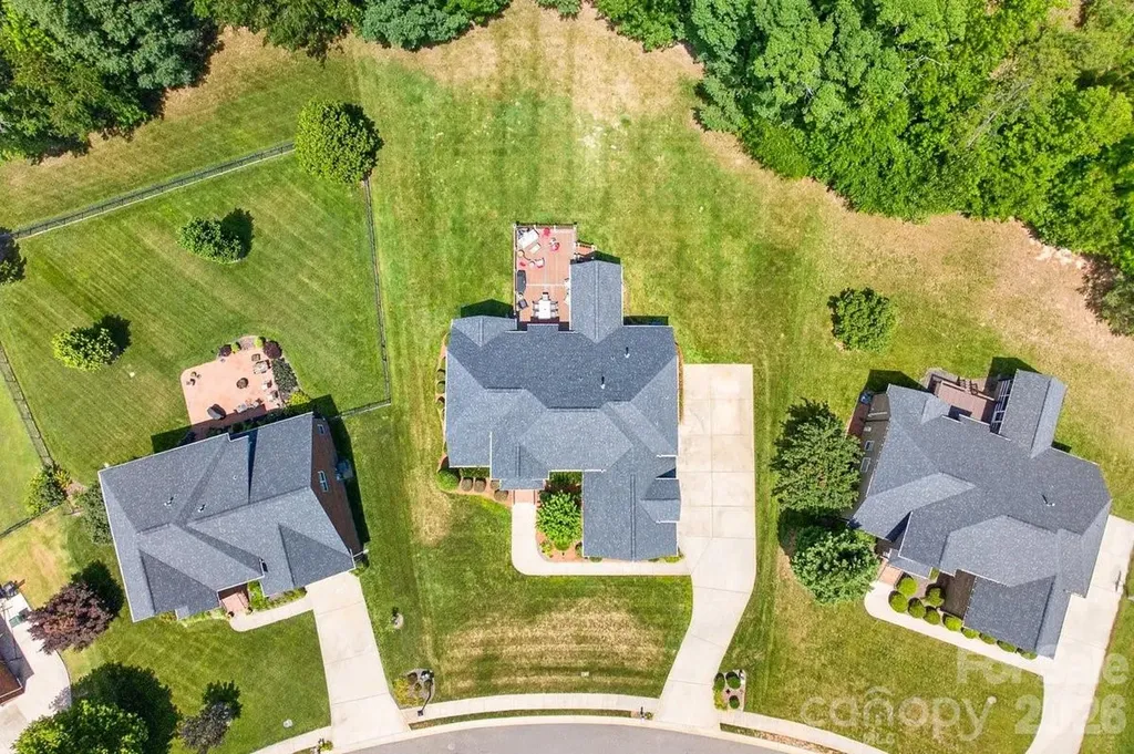 5633 Old Town Lane Gastonia NC 28056