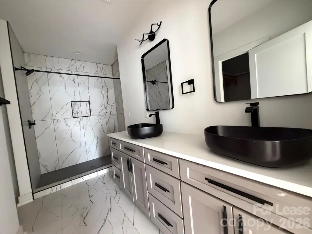212 Smallwood Street S Charlotte NC 28208