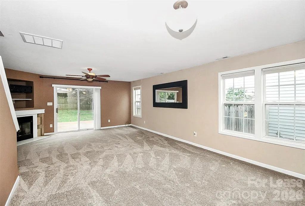 5227 Silabert Avenue Charlotte NC 28205