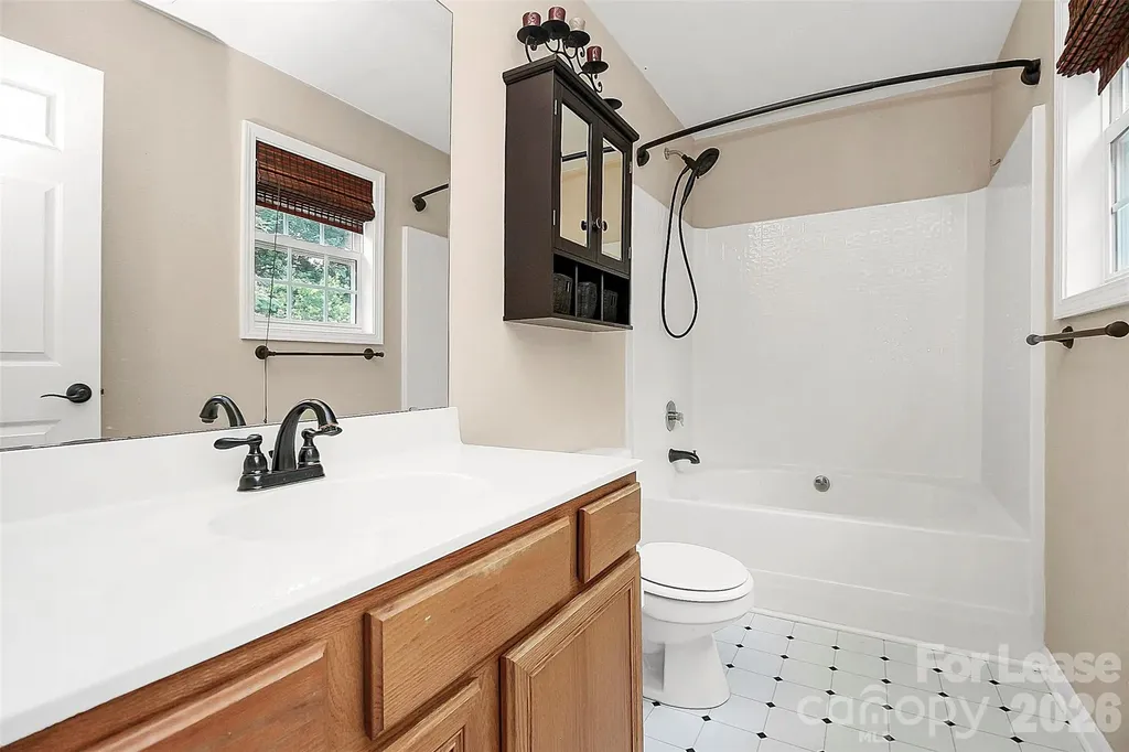 5227 Silabert Avenue Charlotte NC 28205