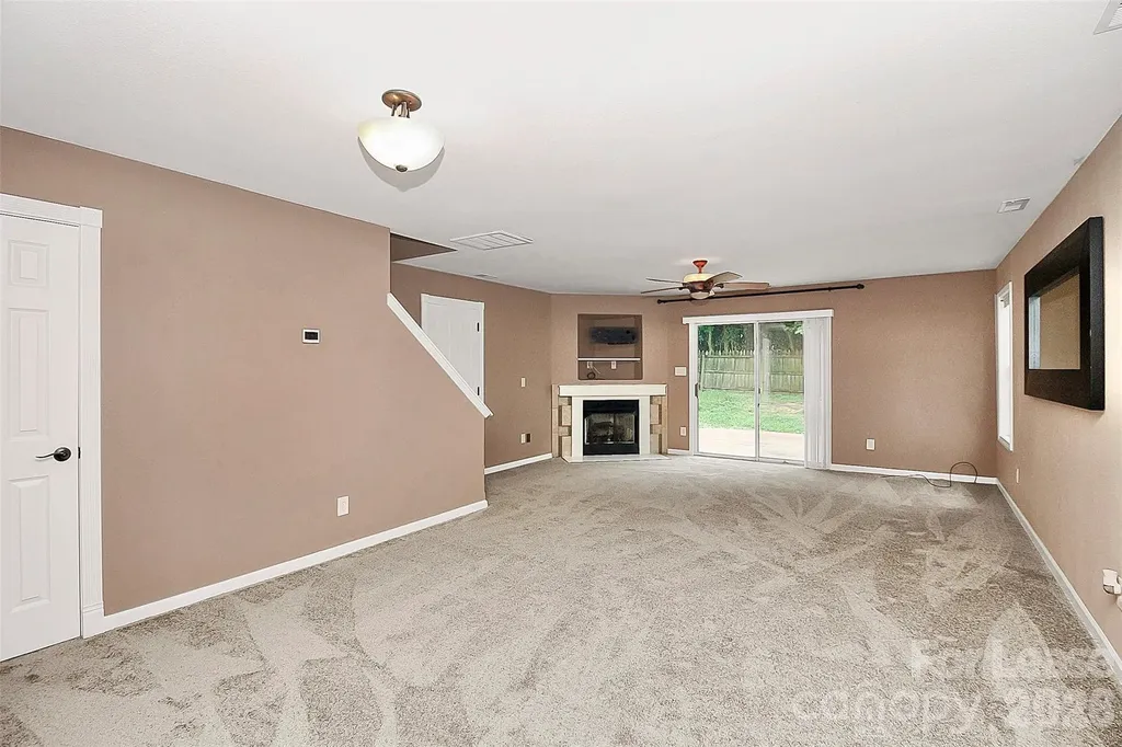 5227 Silabert Avenue Charlotte NC 28205